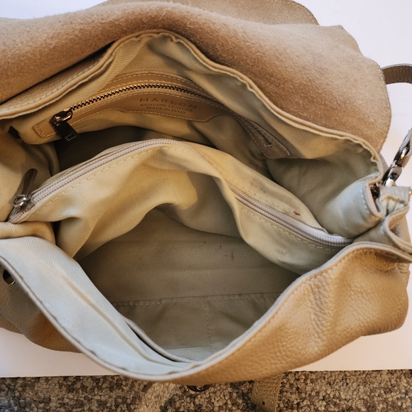 Marlon Genuine Leather Tan Shoulder/Crossbody Bag. Made In Italy - Picture 5 of 15